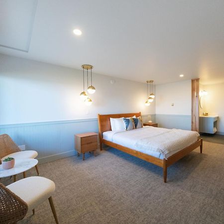 Seagull Bay Motel Bayfield Room photo